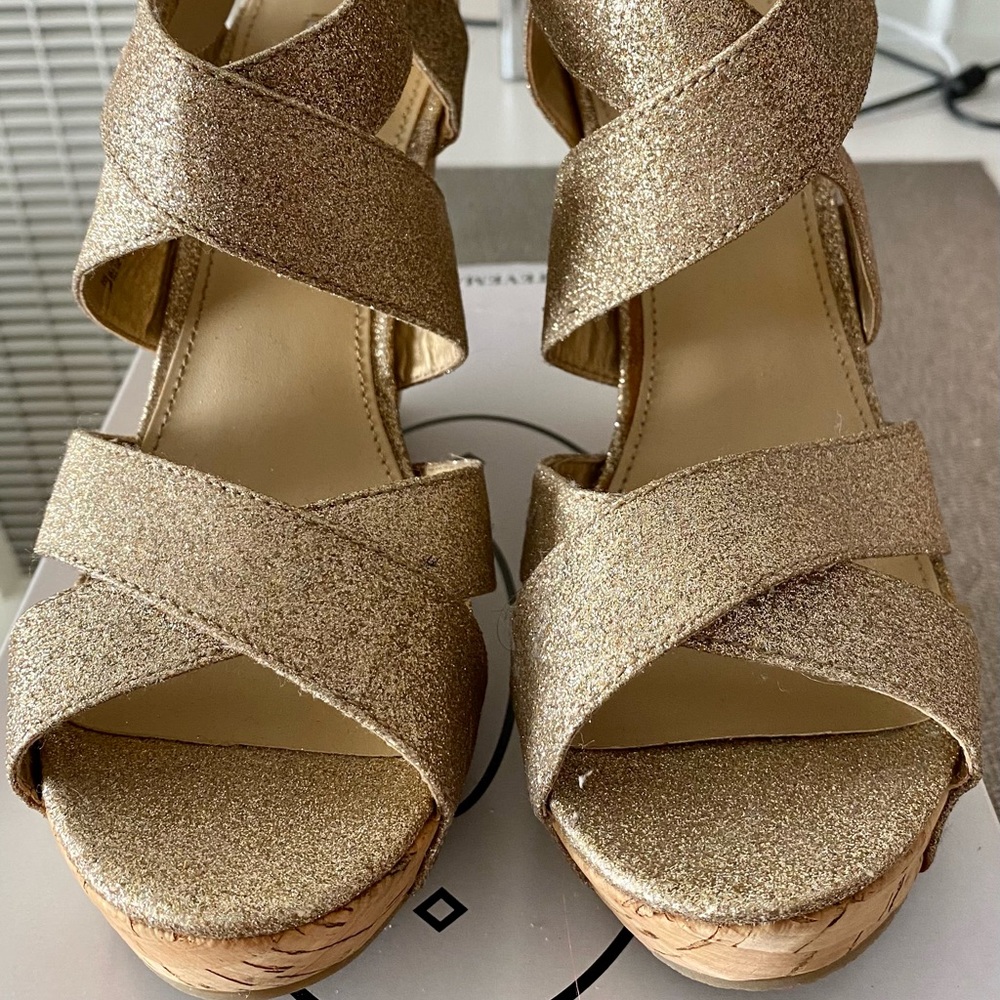 Steve Madden Glitter Wedges